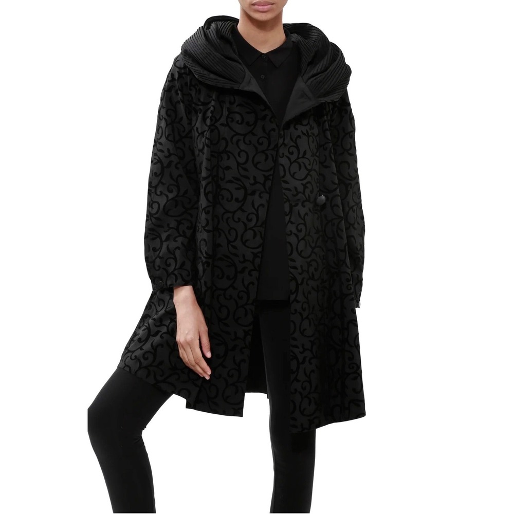 Mycra Pac Now Black Scroll Flocked Velvet Donatella Raincoat 0-P / XS